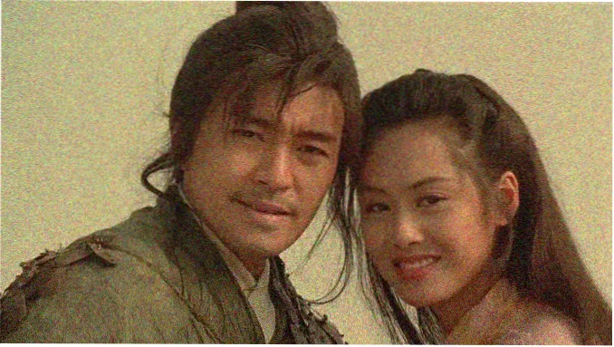 小小水蜜桃果实与果枝特写